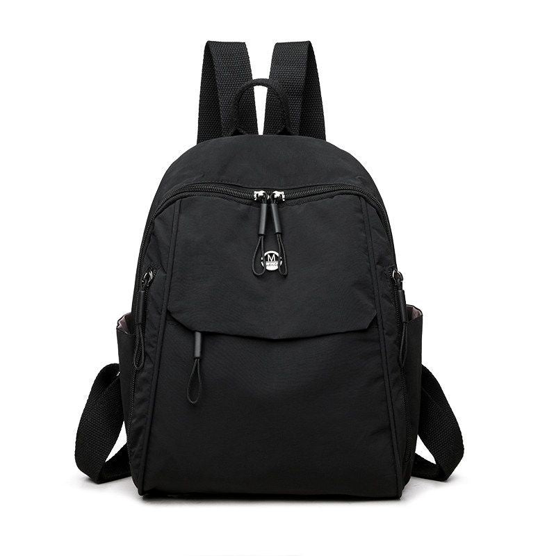 Spacious Multi-Compartment Casual Backpack