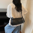 Fashionable clutch bag