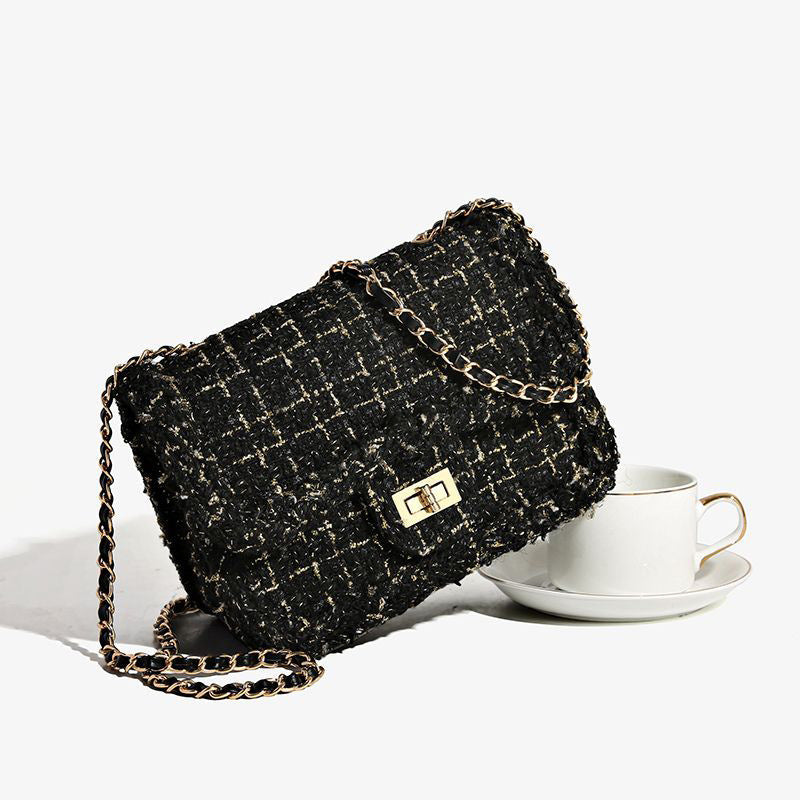Textured Chain Strap Shoulder Bag