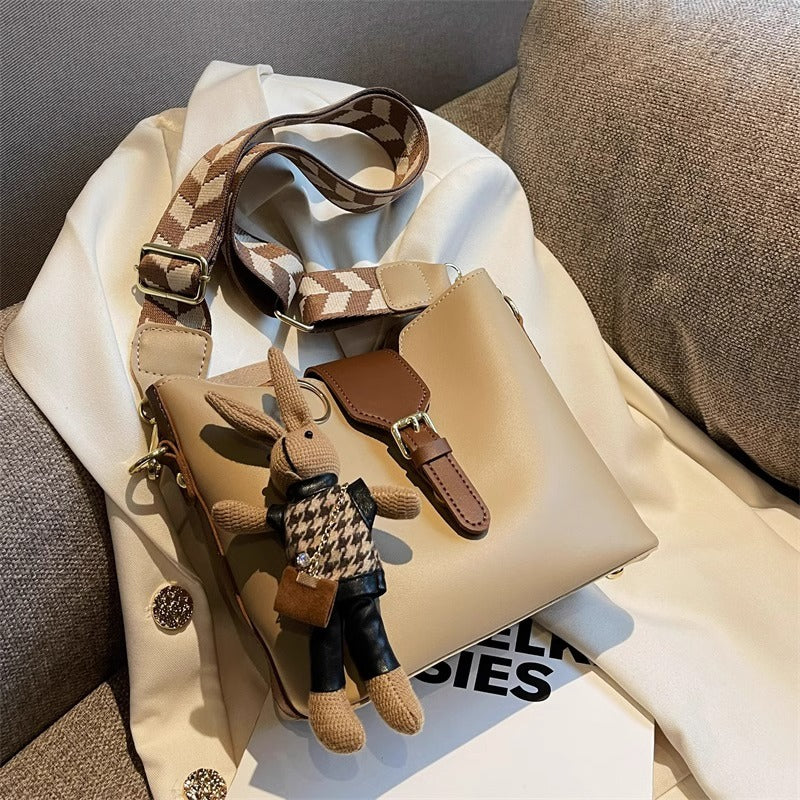 Versatile Chic Crossbody Bag