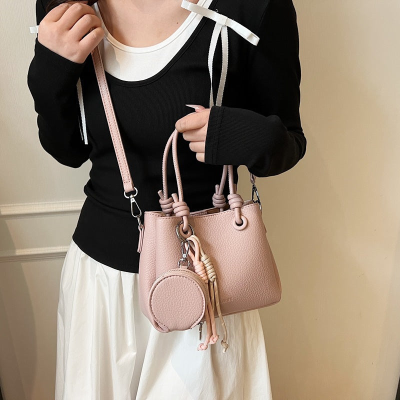 Women’s mini handbag with removable coin pocket