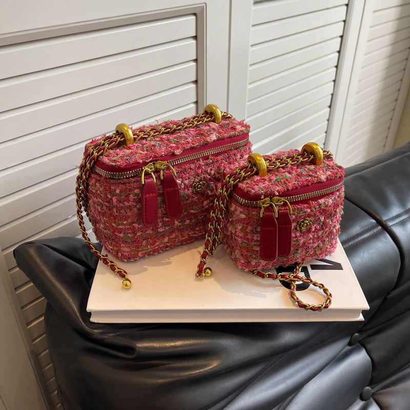Ladies mini handbag with detachable shoulder strap