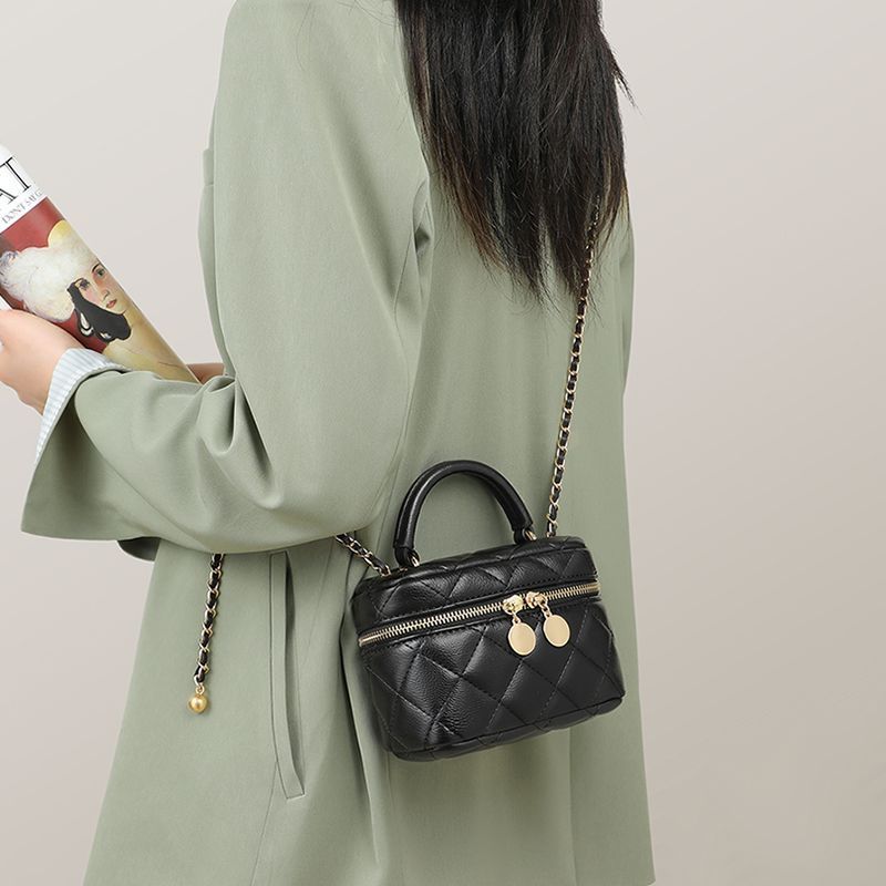 Quilted Mini Chain Handbag