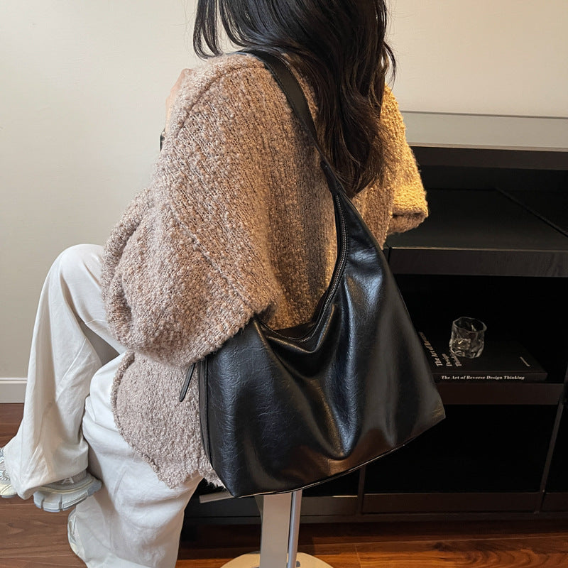 Soft Leather Slouchy Shoulder Bag