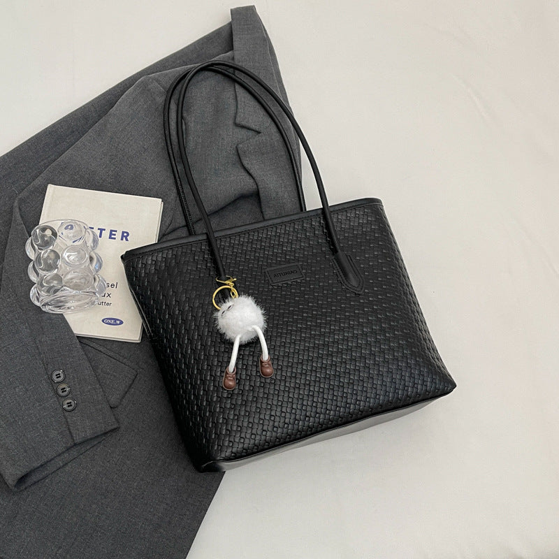 Woven Patterned Shoulder Bag