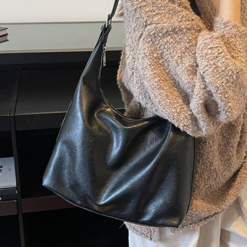 Soft Leather Slouchy Shoulder Bag