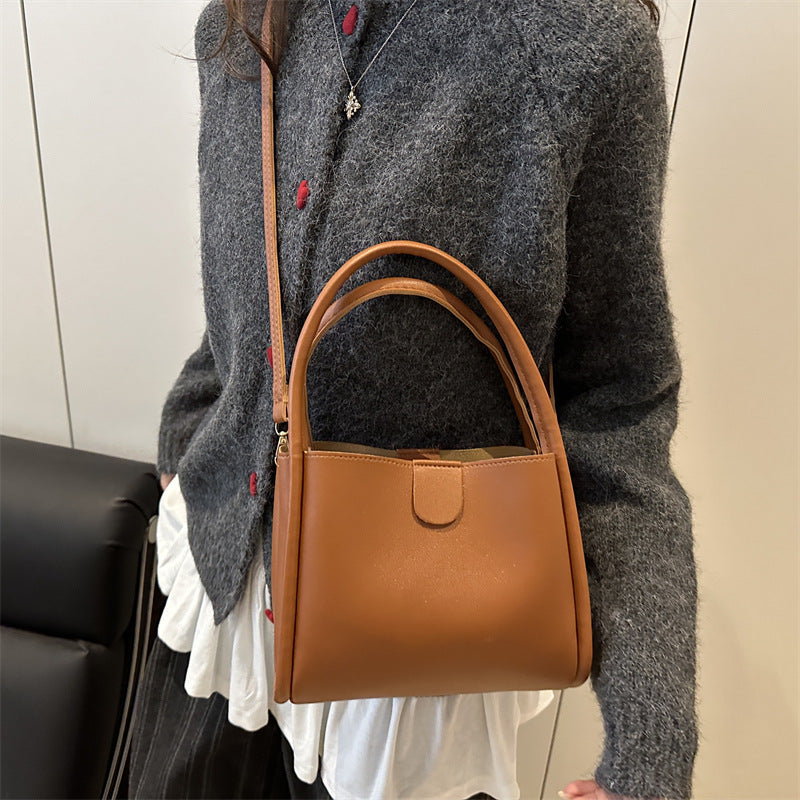 Women elegant mini handbag with practical flap closure Nord bags