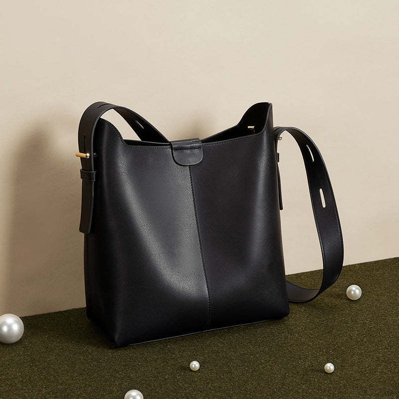 Stylish Versatile Shoulder Bag