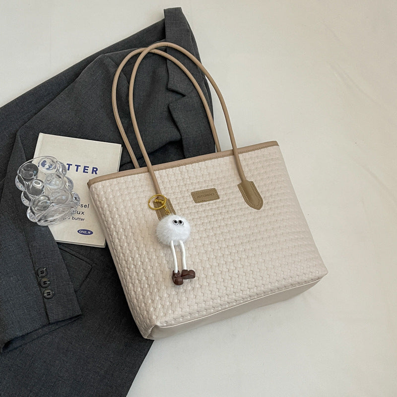 Woven Patterned Shoulder Bag