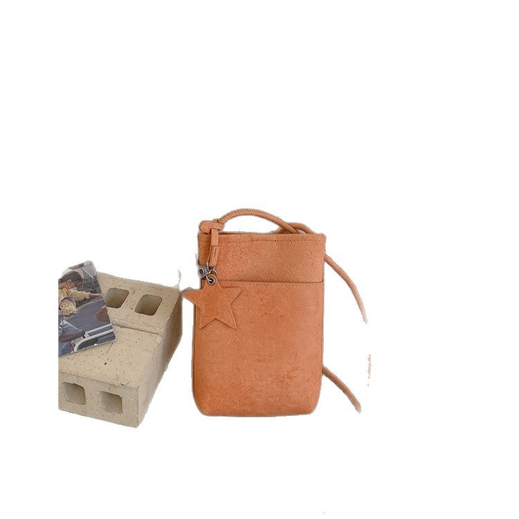 Fashionable shoulder bag with braided shoulder strap