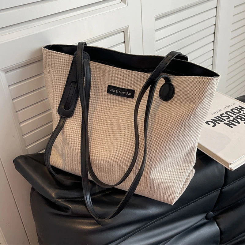Stylish Everyday Shoulder Bag