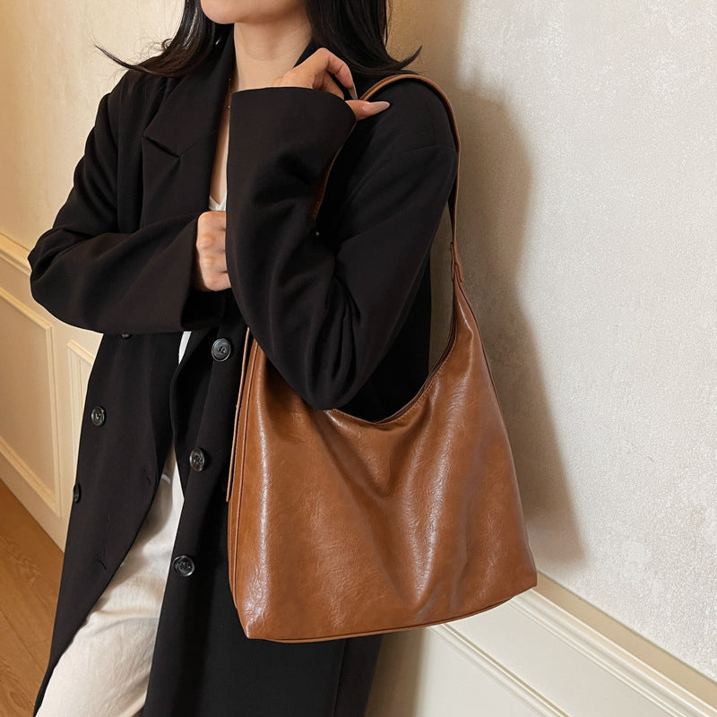 Soft Leather Slouchy Shoulder Bag