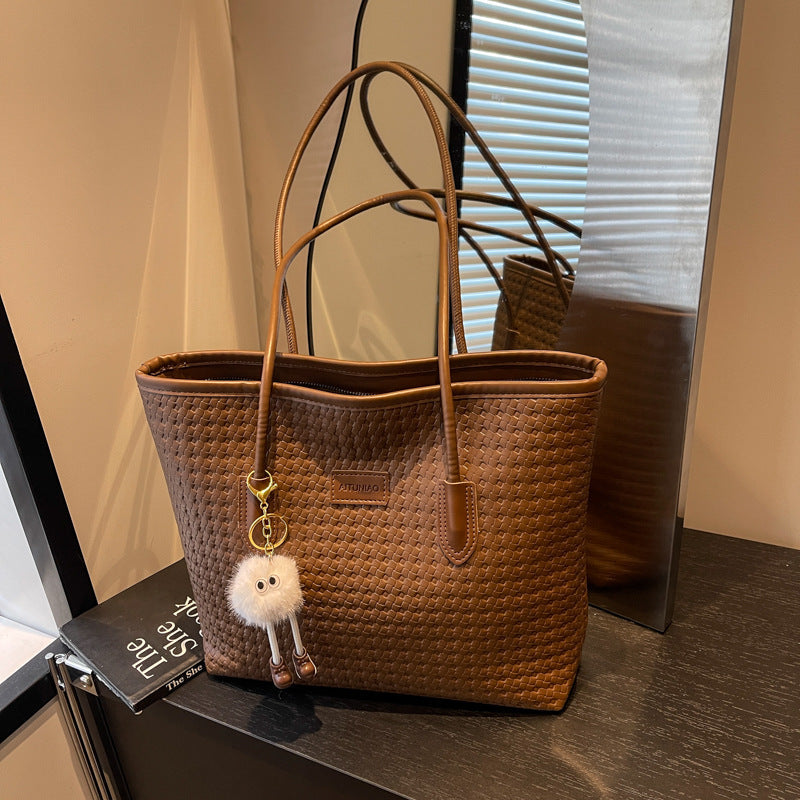 Woven Patterned Shoulder Bag