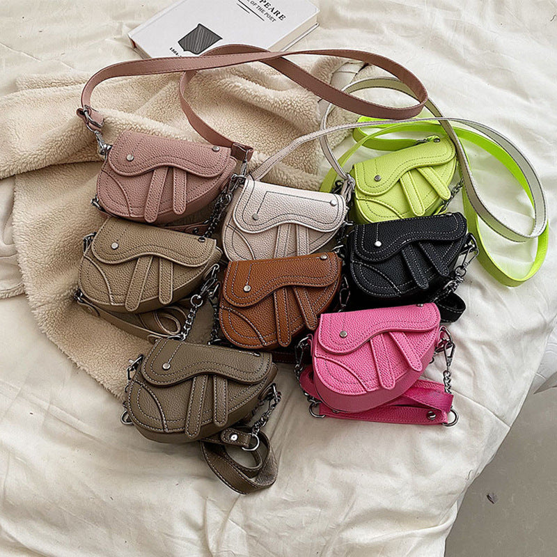 Women’s mini handbag in modern, structured design