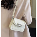 Elegant Bow-Detail Shoulder Bag
