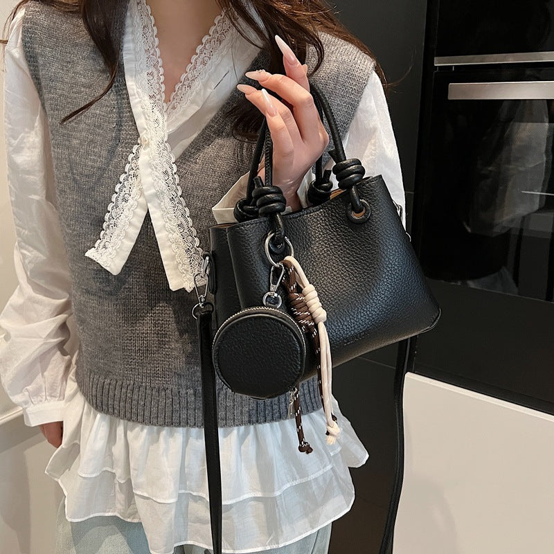 Women’s mini handbag with removable coin pocket