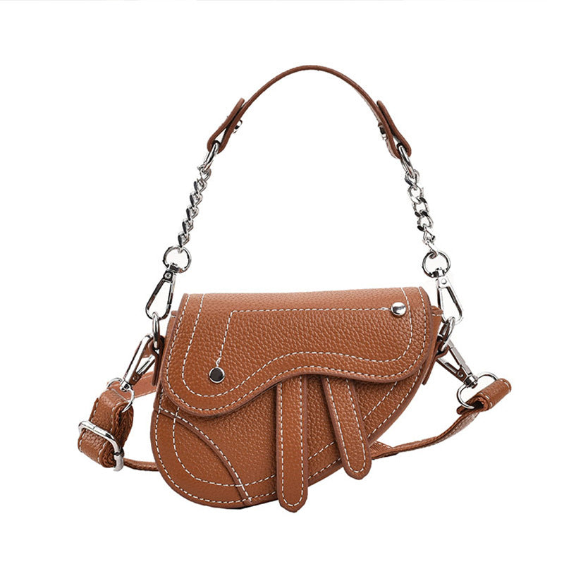 Women’s mini handbag in modern, structured design