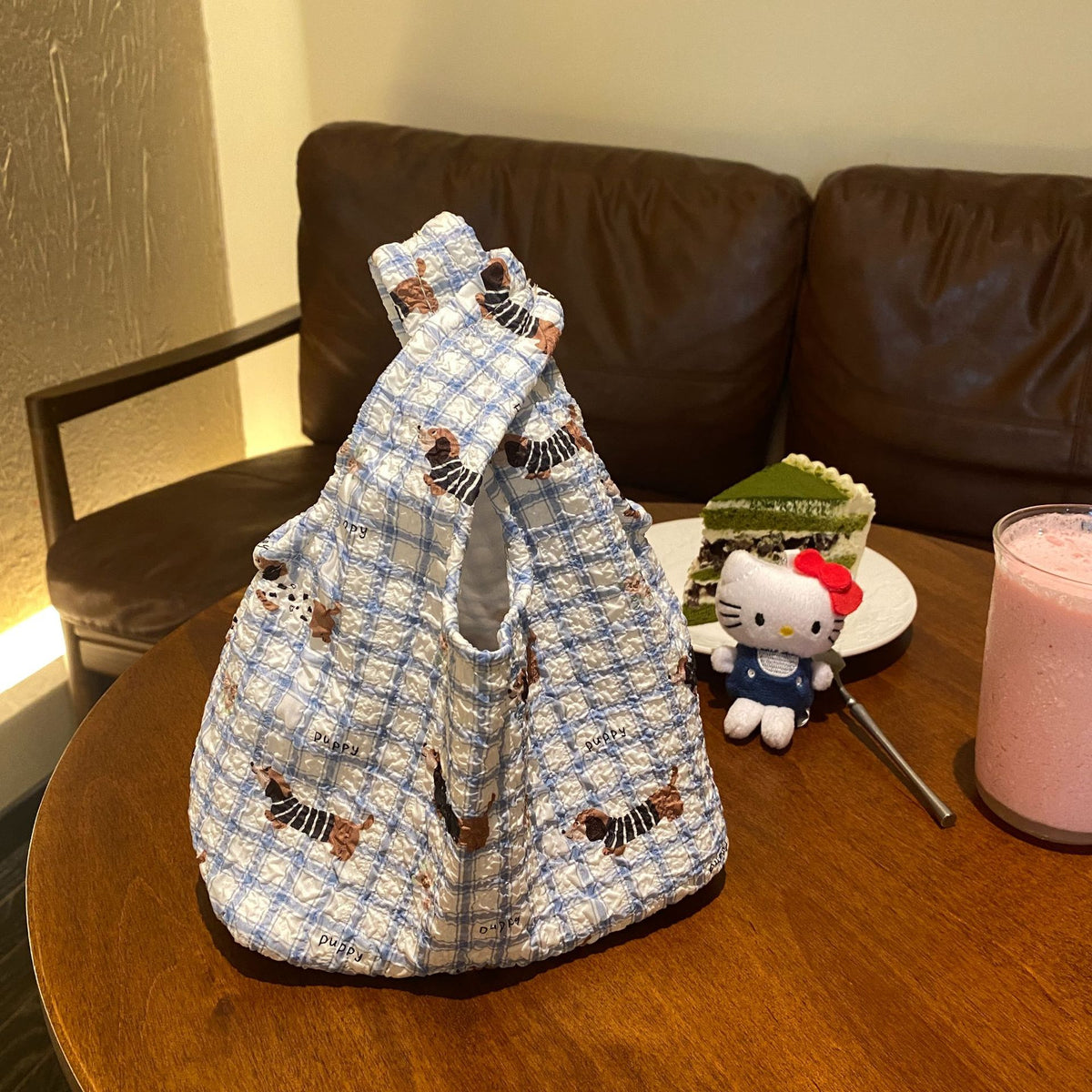 Tote bag